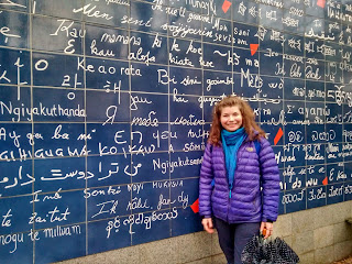 Париж. Стена любви 