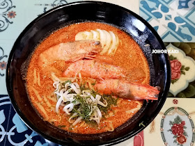 Nyonya Laksa