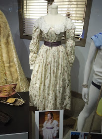 Amanda Seyfried Les Misérables Cosette movie costume