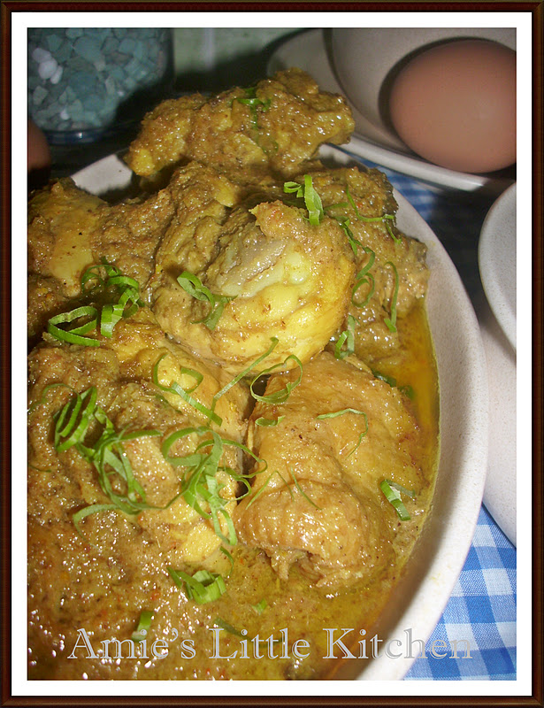 Resepi 1 Kilo Ayam Lemak Cili Padi Amie - Pucuk Ubi Masak ...