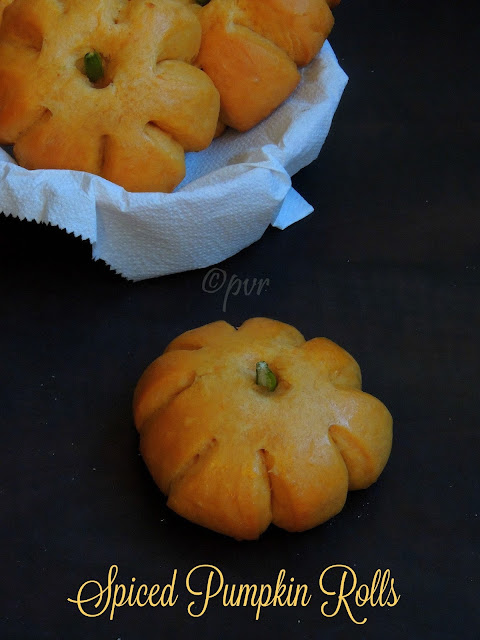 Spiced Pumpkin Rolls