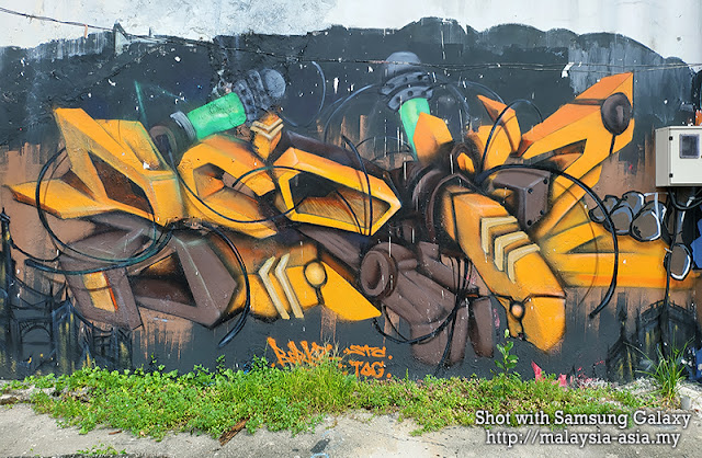 Street Graffiti KL Tag