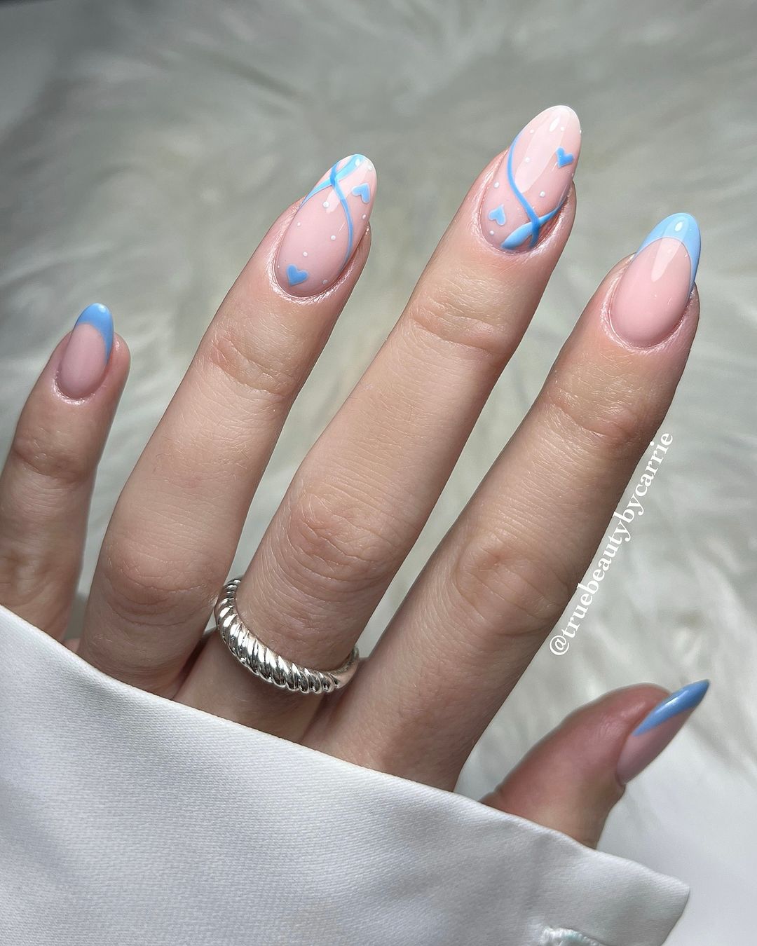blue aesthetic old money nails