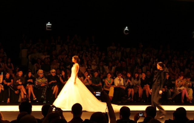 justjovitz_CARY SANTIAGO PHILIPPINE FASHION WEEK SS 2013  