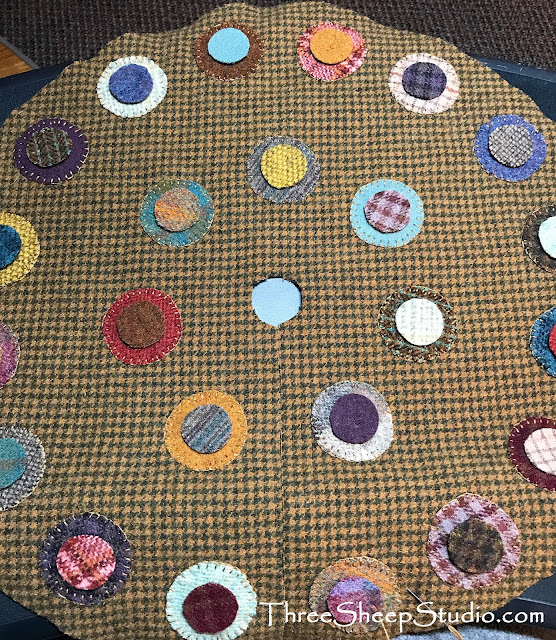 Wool Penny Tree Skirt by Rose Clay at ThreeSheepStudio.com