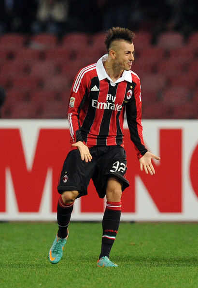 http://stephan-elshaarawy.blogspot.com/2012/11/napoli-v-ac-milan-serie-a.html