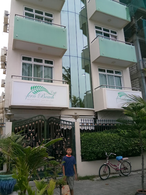 Bagaimana cara menuju ke Hotel Fern Boquette Inn dari bandara international velana maldives ke pulau Hulhule hulhumale