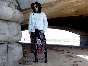 fashion, moda, look, outfit, blog, blogger, walking, penny, lane, streetstyle, style, estilo, trendy, rock, boho, chic, cool, casual, ropa, cloth, garment, inspiration, fashionblogger, art, photo, photograph, Avilés, asturias, flower, embroidered, zara, HyM,