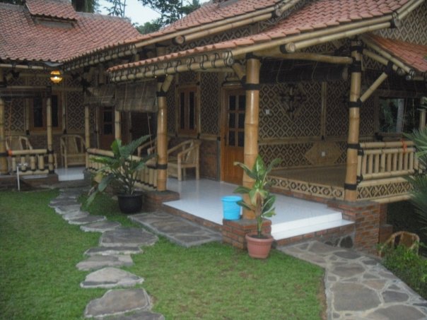 Kharisma Bambu ciri khas rumah bambu