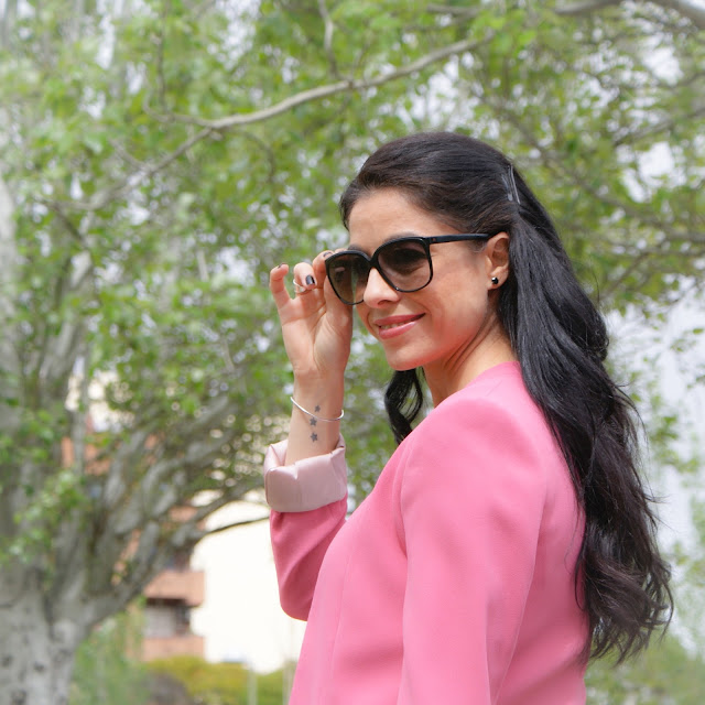 La Caprichossa, blog de moda, outfit primavera, LOOK Pink Jacket & Yellow Sneakers