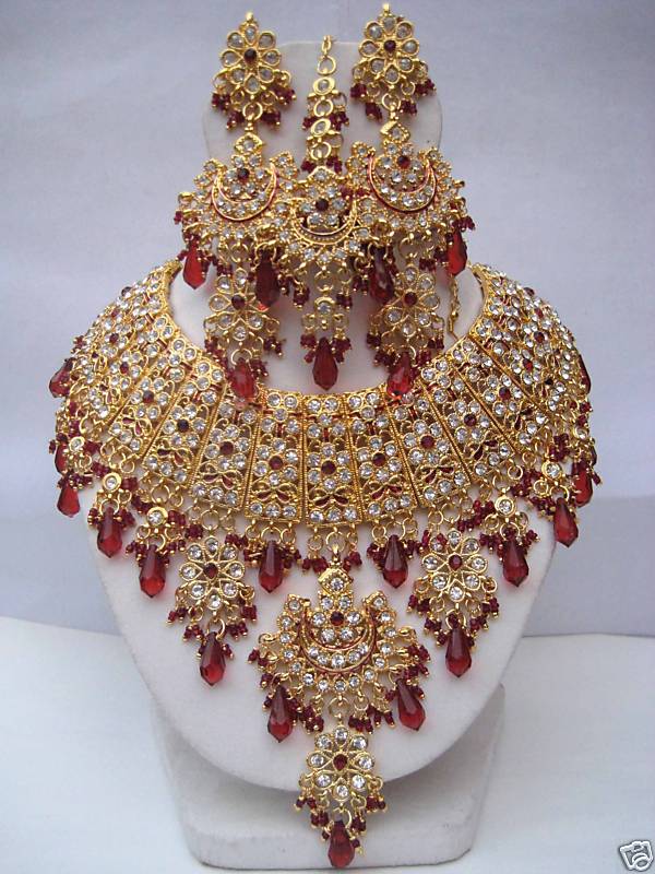 bollywood bridal makeup. Bridal Jewelery and Makeup