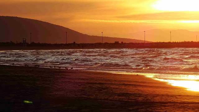 Spiaggia di Foce Varano sunset