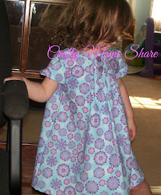 http://craftymomsshare.blogspot.com/2011/08/new-dresses.html