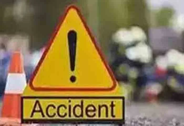 News, Kerala, Kerala-News, Accident-News, Bengaluru, Woman, Road Accident, Death, Kozhikode Native, Bengaluru: 23 Year Old Dies In Road Accident.