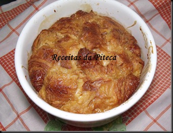 Caramel croissant puding