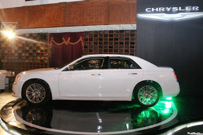 Chrysler 100C