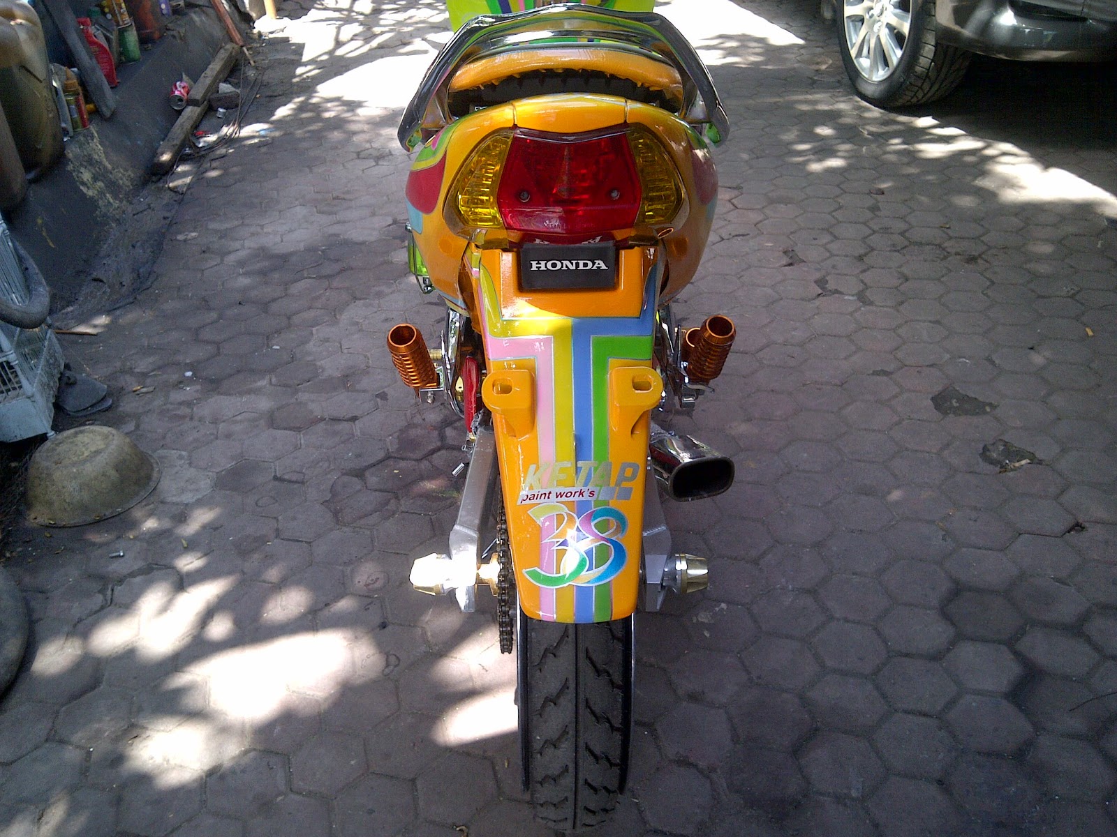 Rumah Motodify Supra X125 Rainbow LAMONGAN