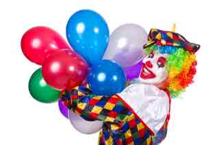 94% Clown holding balloons Answers English, Portugues, Deutsch, Espanol Espana, French/Francais, Espanol Mexico, Italiano, Russian
