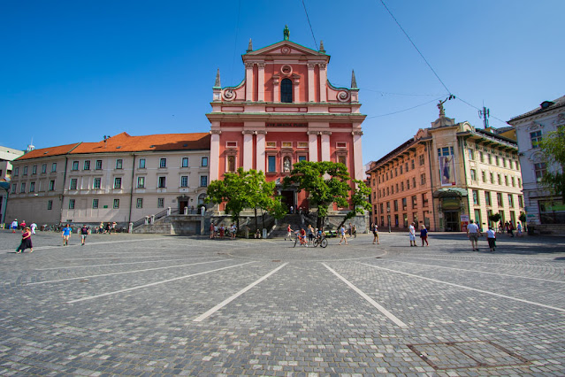 Chiesa francescana dell'Annunciazione-Franciskanska cerkev Marijinega oznanjenja-Lubiana