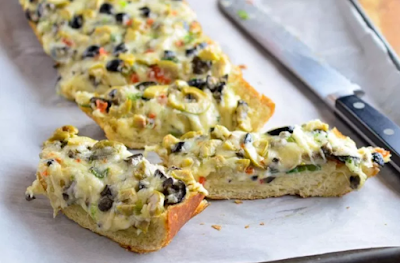 THE ULTIMATE APPETIZER: OLIVE CHEESE BREAD #foodrecipe #easy