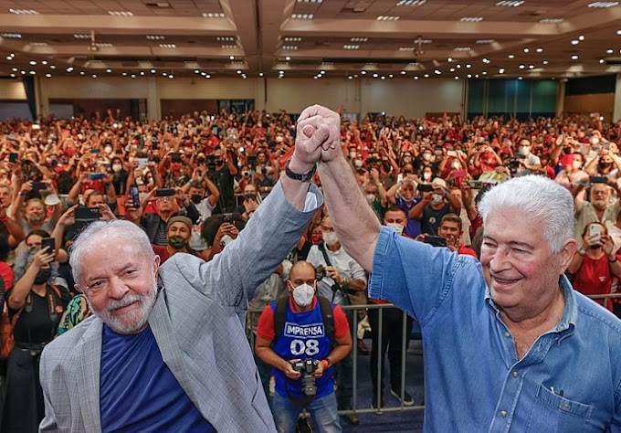 Evento de filiação de Roberto Requião foi um fiasco, mesmo com Lula