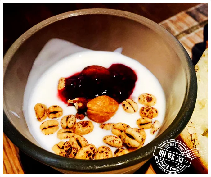 高雄苓雅區&BRUNCH小雞的蜜蜜花園