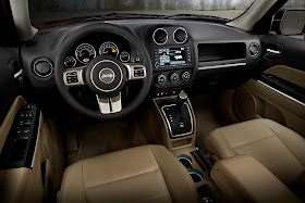 Interior view of 2015 Jeep Patriot Latitude 4X4