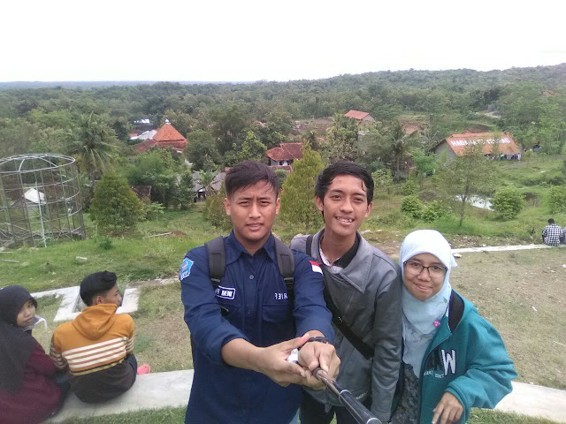  maret kemarin saya bersama teman saya mereview kawasan wisata  √ Review Lembah Gunung Madu Simo Boyolali