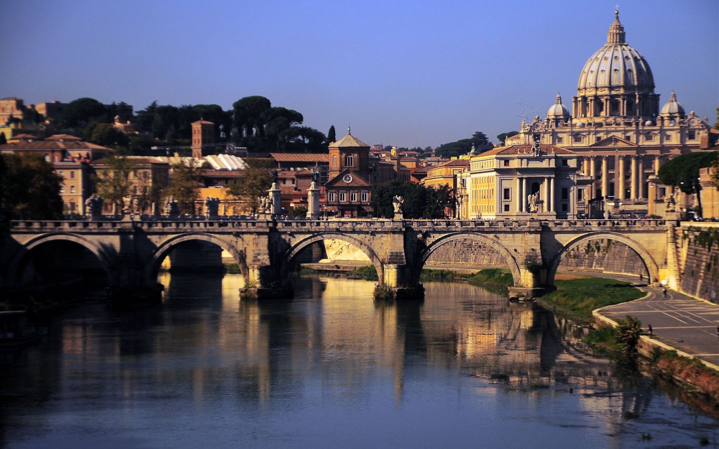 Download this Temperatures Bask Italy Dolce Vita With Trafalgar Tours And picture
