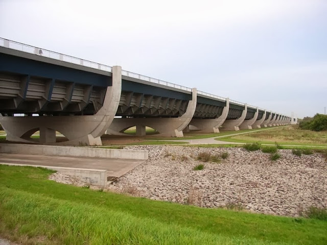 puentes de agua impresionantes alrededor del mundo