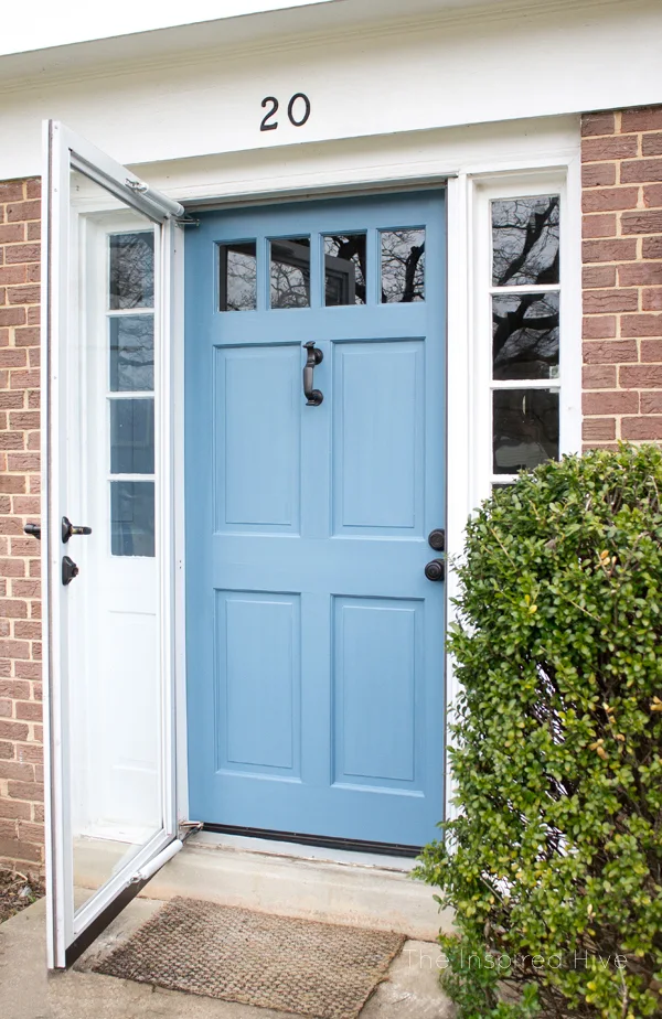 How to paint your front door fast! Increase your curb appeal by painting your exterior door to help sell your home quickly!