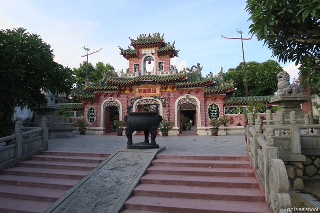 Entrance to the Phuc Kien (Fujian) Assembly Hall in Hoi An Ancient Town