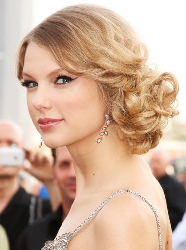 celebrity prom hairstyles