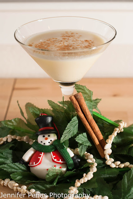 Mele Kalikimaka Martini, christmas cocktail, pineapple vodka, eggnog, cream of coconut, ground cinnamon, Hawaiian Christmas cocktail