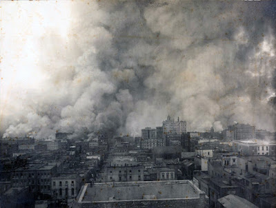 San Francisco in flames following the 1906 earthquake.