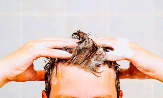 ما الضرر الذي يلحقه الشامبو اليومي بشعرك؟ واهم نصائح لحماية الشعر