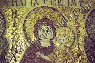 This mosaic from the Kiti Church, Cyprus, clearly shows the stiff, hieratic manner so typical of the Byzantine school. Piero was to echo this, to some extent, in his own works. Photo detail 1256b-