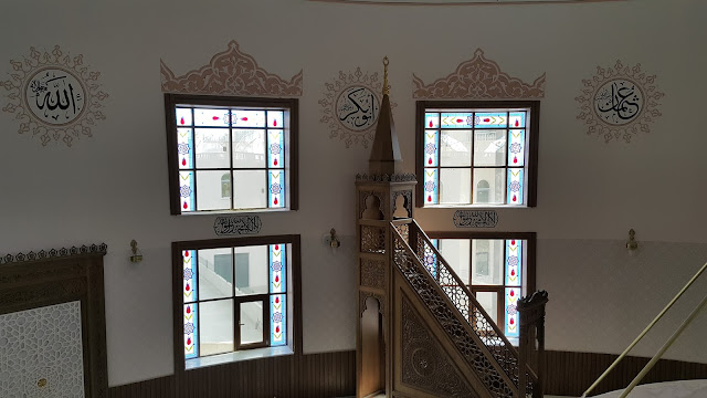 Ankara Demetevler Abdulhamid han camii  Pencere Vitrayı, Kapı Vitrayı, Kubbe Vitrayı, Vitray Yapan Firma, Vitray İmalatı, Vitray Tasarım, Kristal Vitray, Merdiven Kovası Vitrayı,