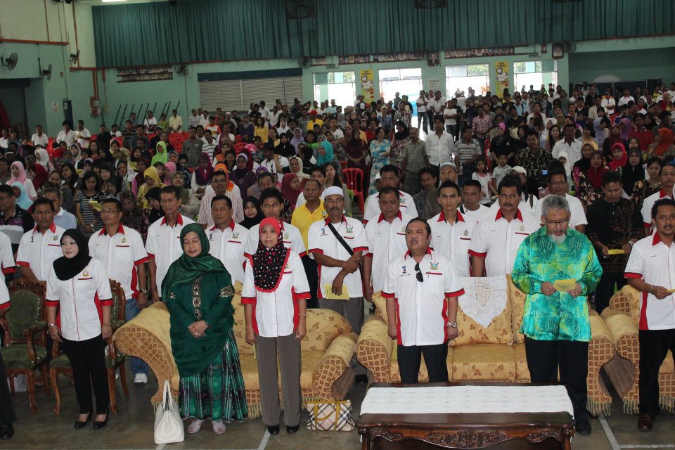 Out Of Sulawesi: Kerabat Raja Bugis di Perantauan Enggan 
