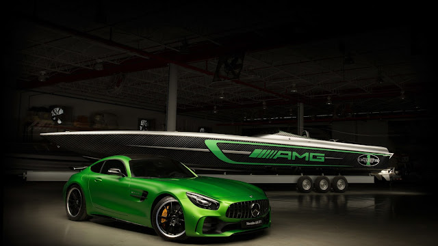 2017 Mercedes-AMG and Cigarette built the 3,100-hp AMG GT R of boats - #Mercedes #AMG #Cigarette #AMG #GTR #speedboat #tuning #supercar
