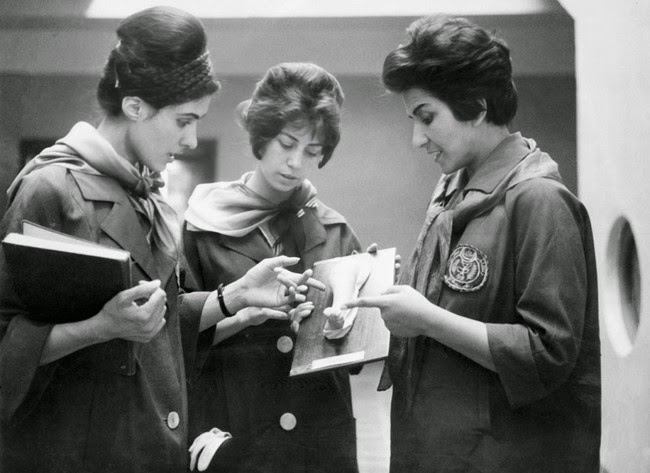 52 photos of women who changed history forever - Afghan women studying medicine. [1962]