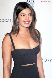 Priyanka Choppra in lovely deep Neck Sleeveless Dress in NYC   .xyz Exclusive 006.jpg