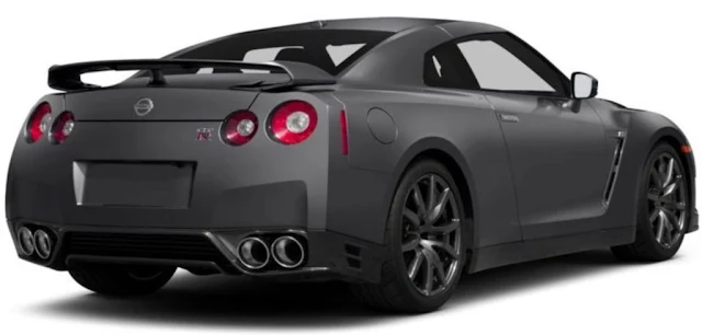 Novo Nissan GT-R perfil traseiro