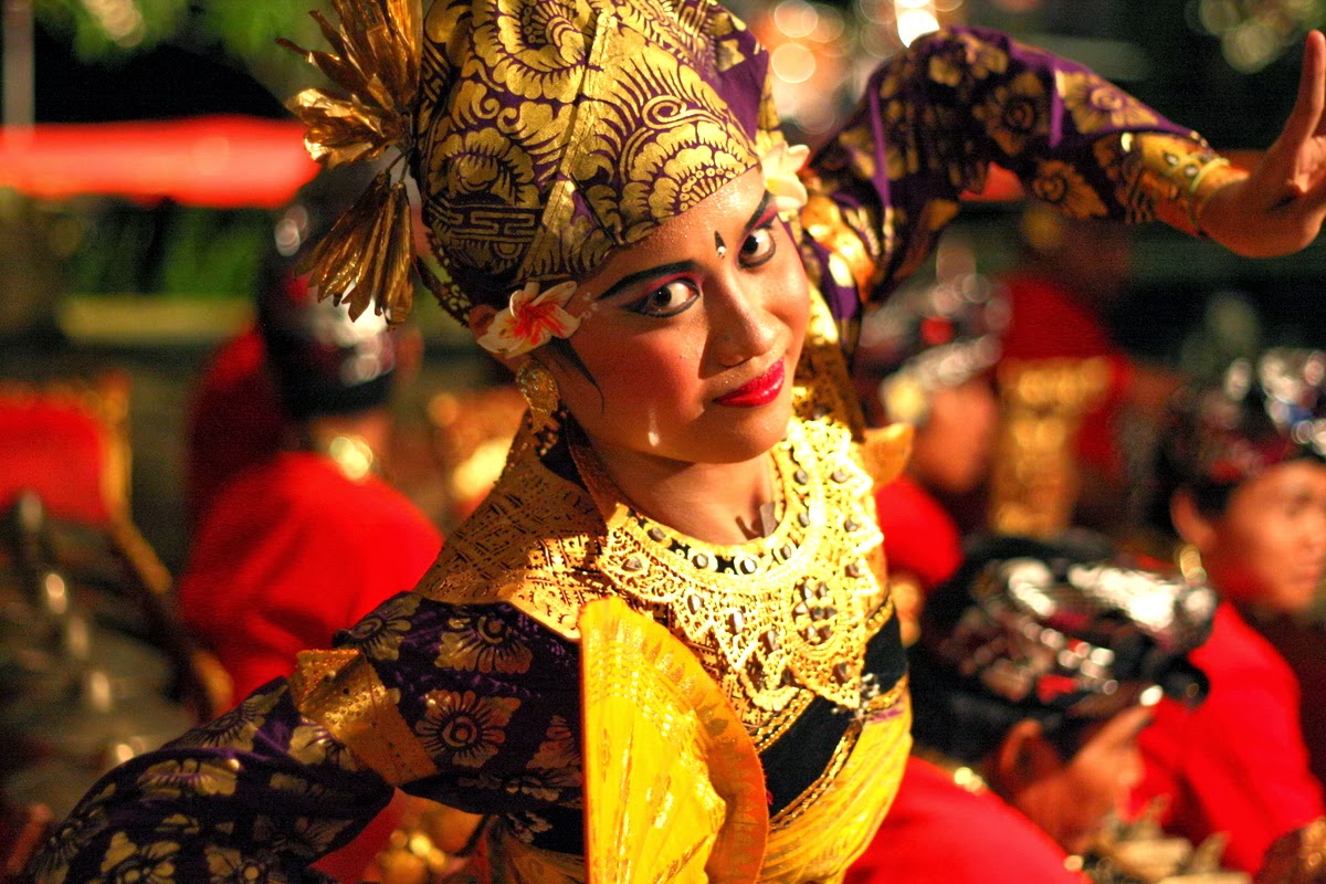 Daftar Suku di Indonesia Dari Sabang sampai Merauke - Wawasan Budaya
