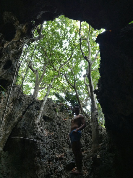 Skull Cove, Carnaza island, Cebu