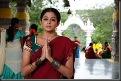 Priyamani-Latest pic_in_saree