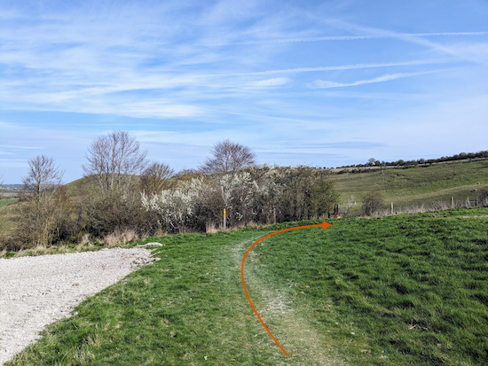 Turn right, still on Shillington footpath 16