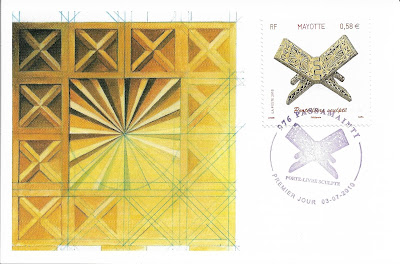 Maxicard " Porte livre sculpté" -Mayotte 2010