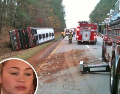 Justin Bieber And Miley Cyrus Kissing Backstage. house Miley Cyrus Bus Crash