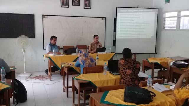 Rapat MGMP Multimedia 7 Februari 2020 di SMK PGRI 1 Pasuruan